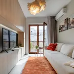 Elma 1 - Old Town - Downtown Piata Romana Apartament *