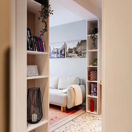 Apartment Piata Romana - Mendeleev 33 Bucharest