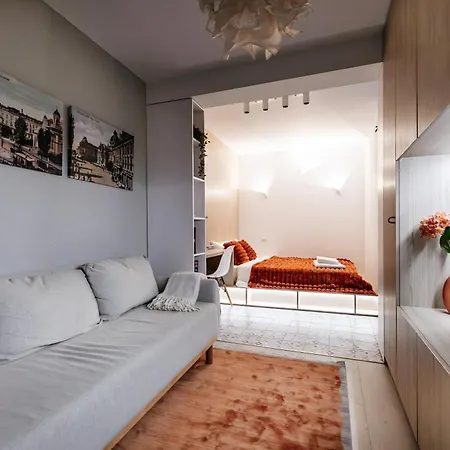 Apartment Piata Romana - Mendeleev 33