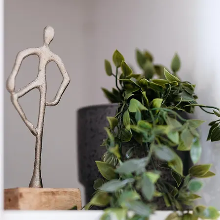 Elma 1 - Piata Romana בוקרשט