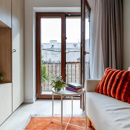 Elma 1 - Piata Romana Appartement