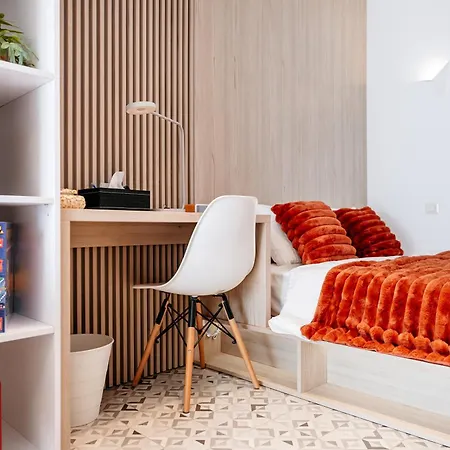 Elma 1 - Piata Romana * Bucureşti