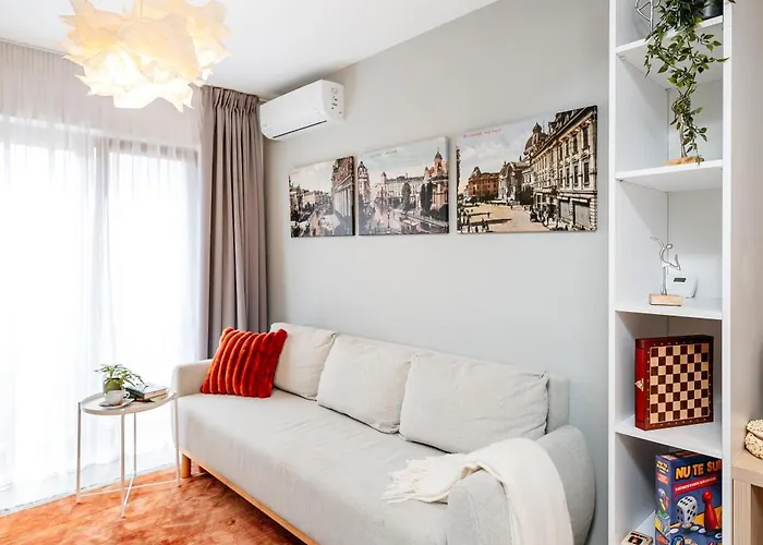 Elma 1 - Piata Romana بوخارست