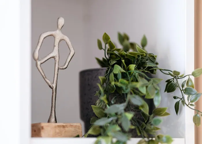 Elma 1 - Piata Romana Бухарест