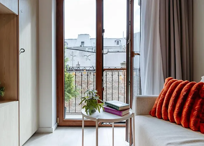 Elma 1 - Piata Romana Apartamento